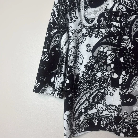 💛 Hampshire Studio Black and White Paisley Embellished Cardigan Open Sweater - Picture 4 of 9